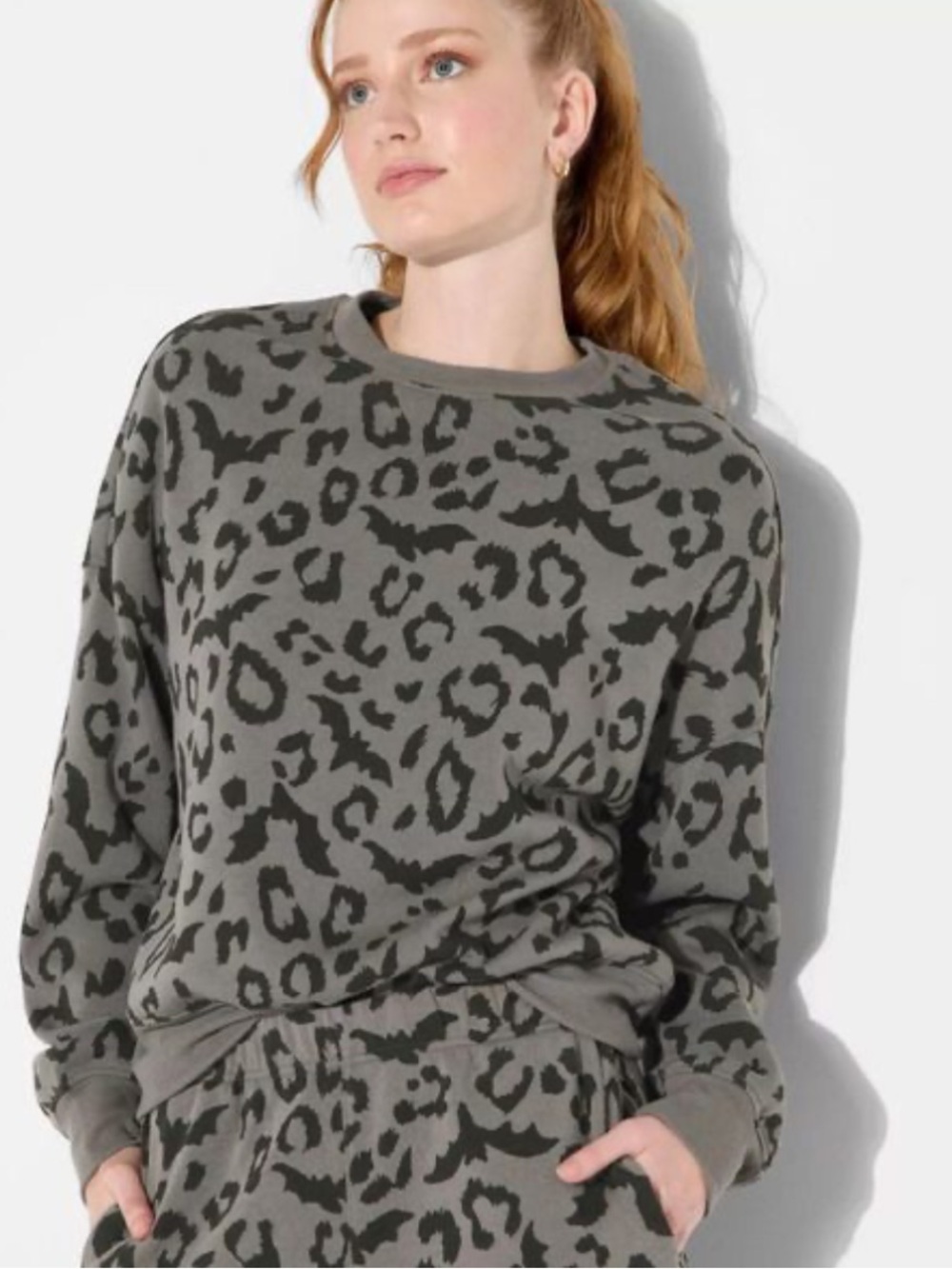 Mighty Fine Olive & Dark Olive Leopard-Print Crewneck Sweater L
